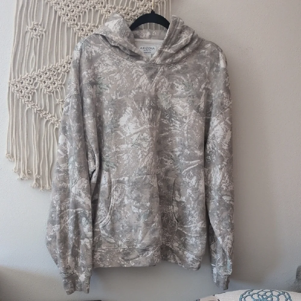 Arizona Men's Super Soft Fleece Hoodie, Camouflage, Size Large, Like New - Picture 2 of 7